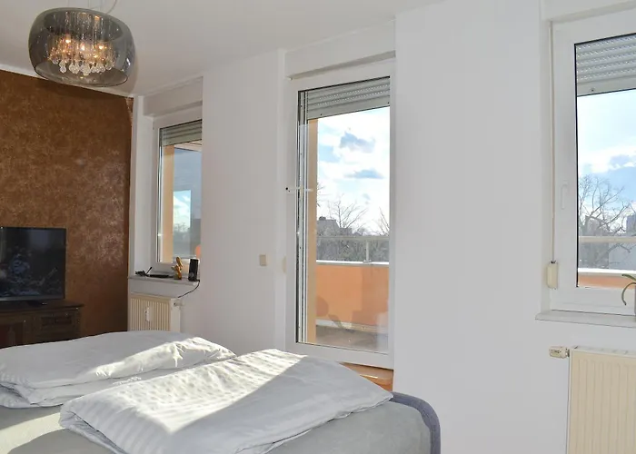 City-dach-apartment Mit Loggia - Balkon - Kamin Apartment Cottbus